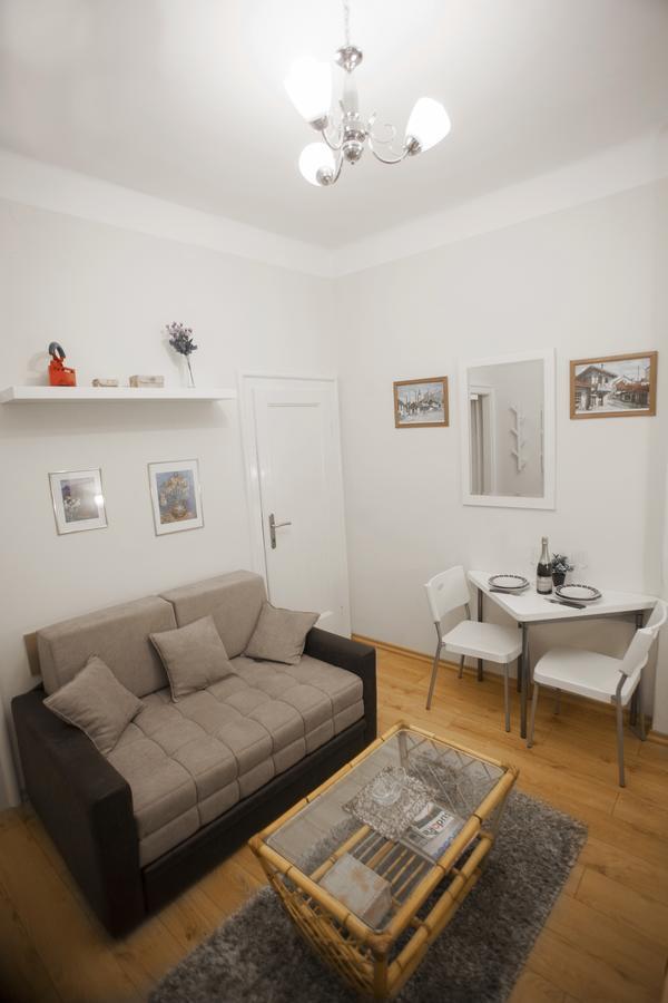 Apartment Charlie Perfect Price Белград Екстериор снимка